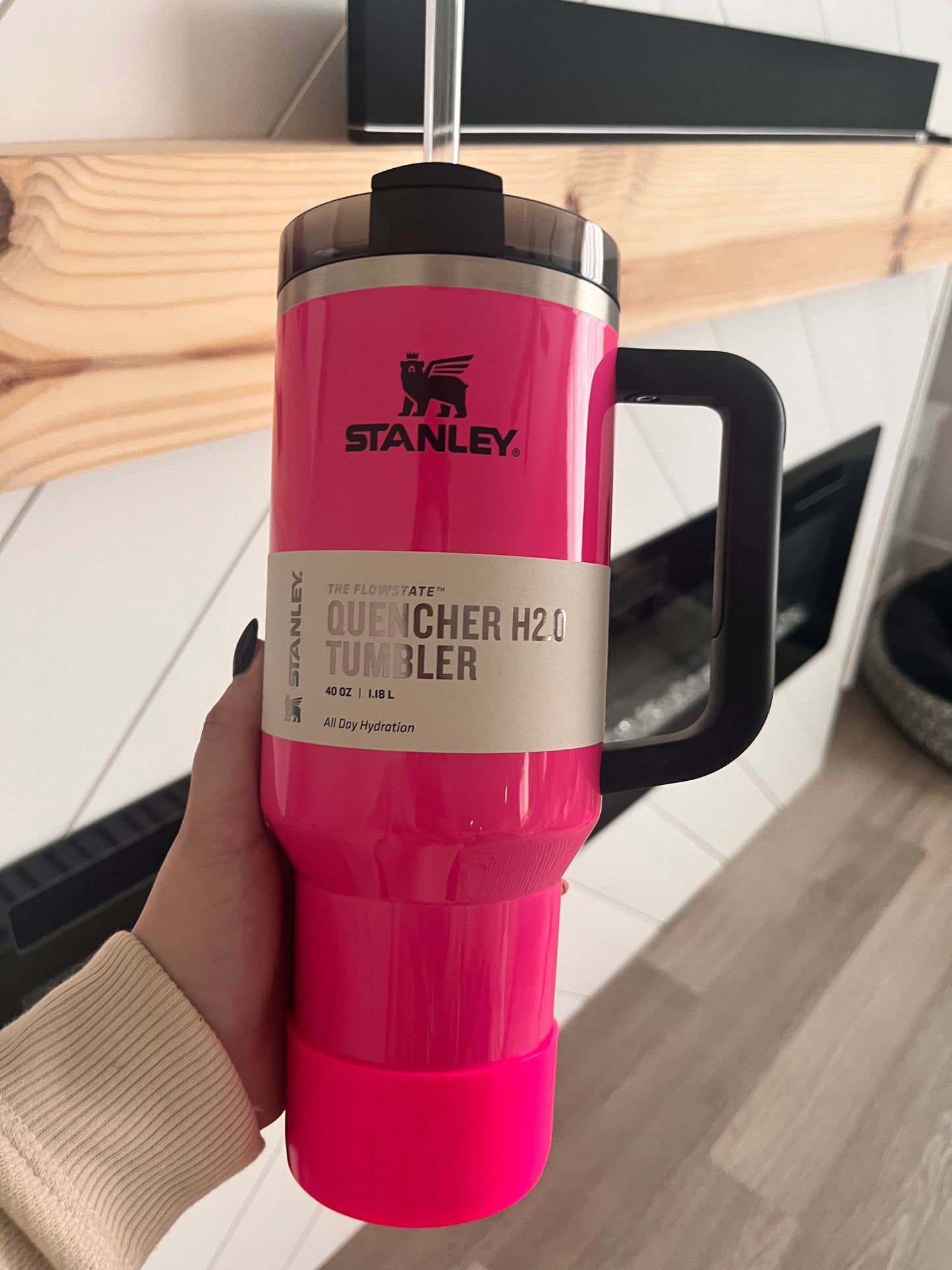 Neon Pink Gloss | Silicone Tumbler Boot