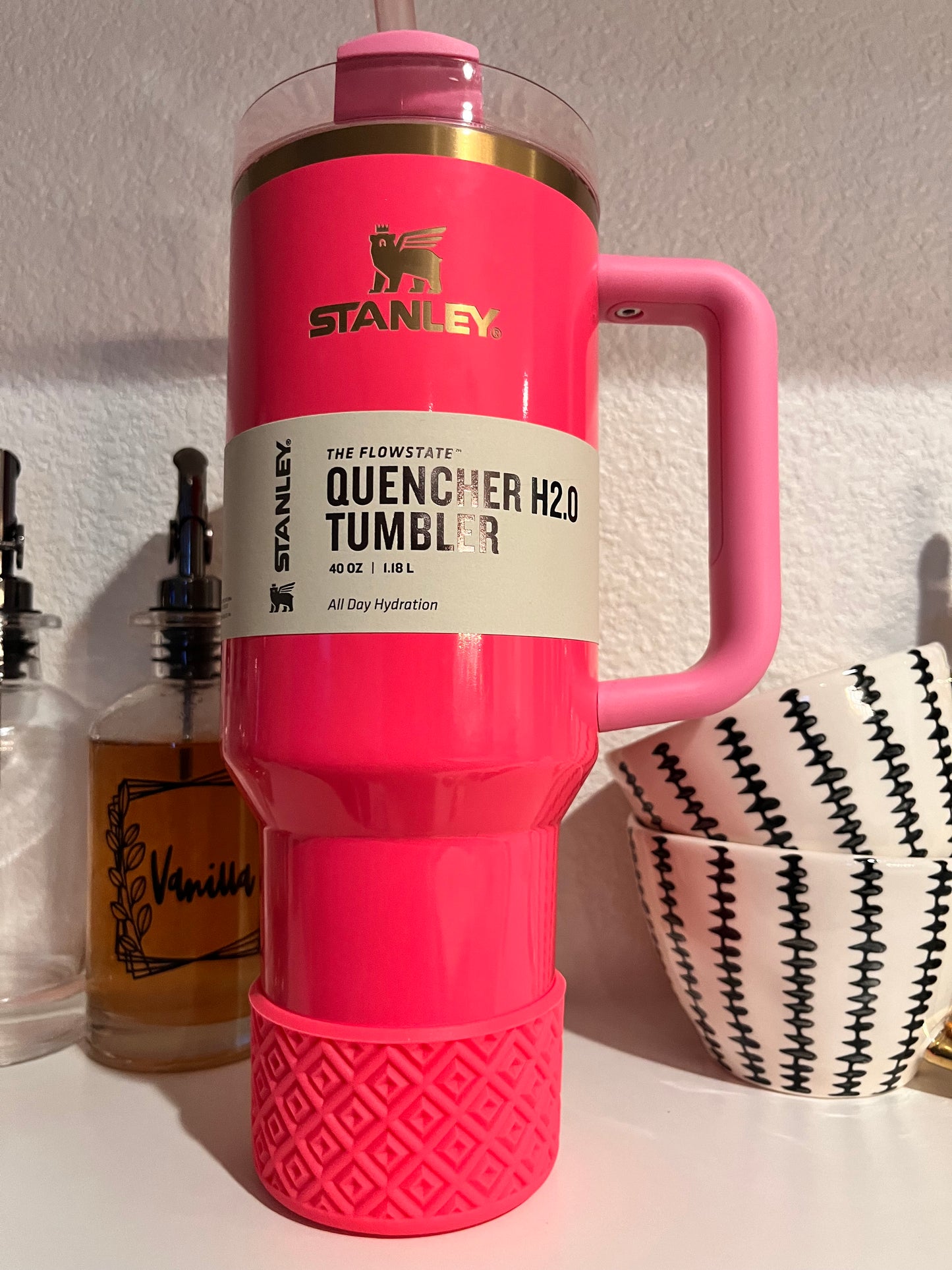 Pink Parade Body Diamonds | Silicone Tumbler Boot