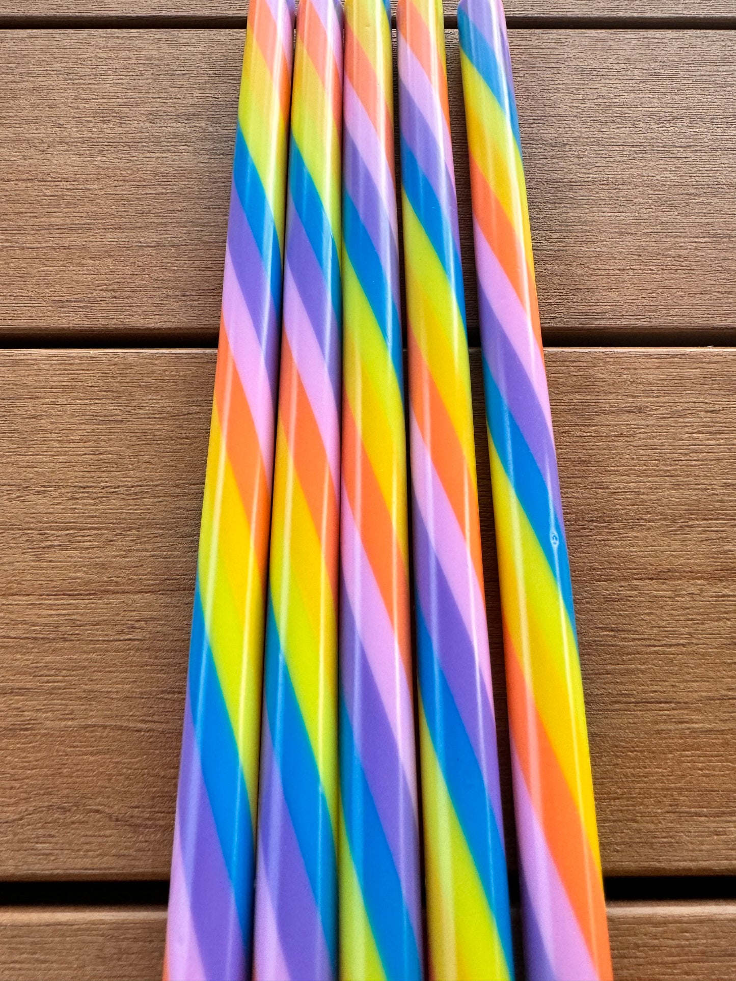 Bright Rainbow Swirl Straw | 40oz Tumbler | Wide Fit