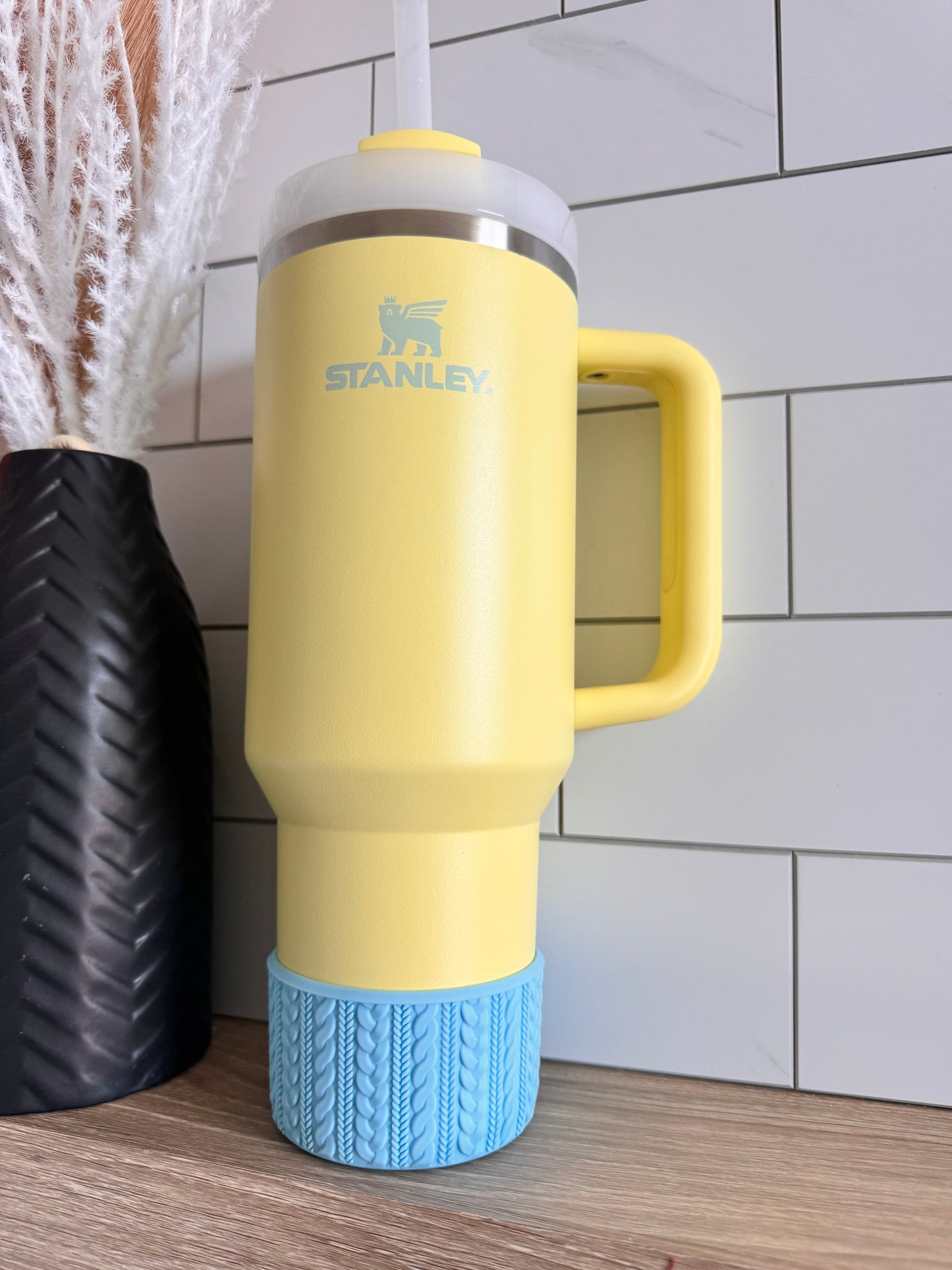 Sky Blue Cable Knit | Silicone Tumbler Boot