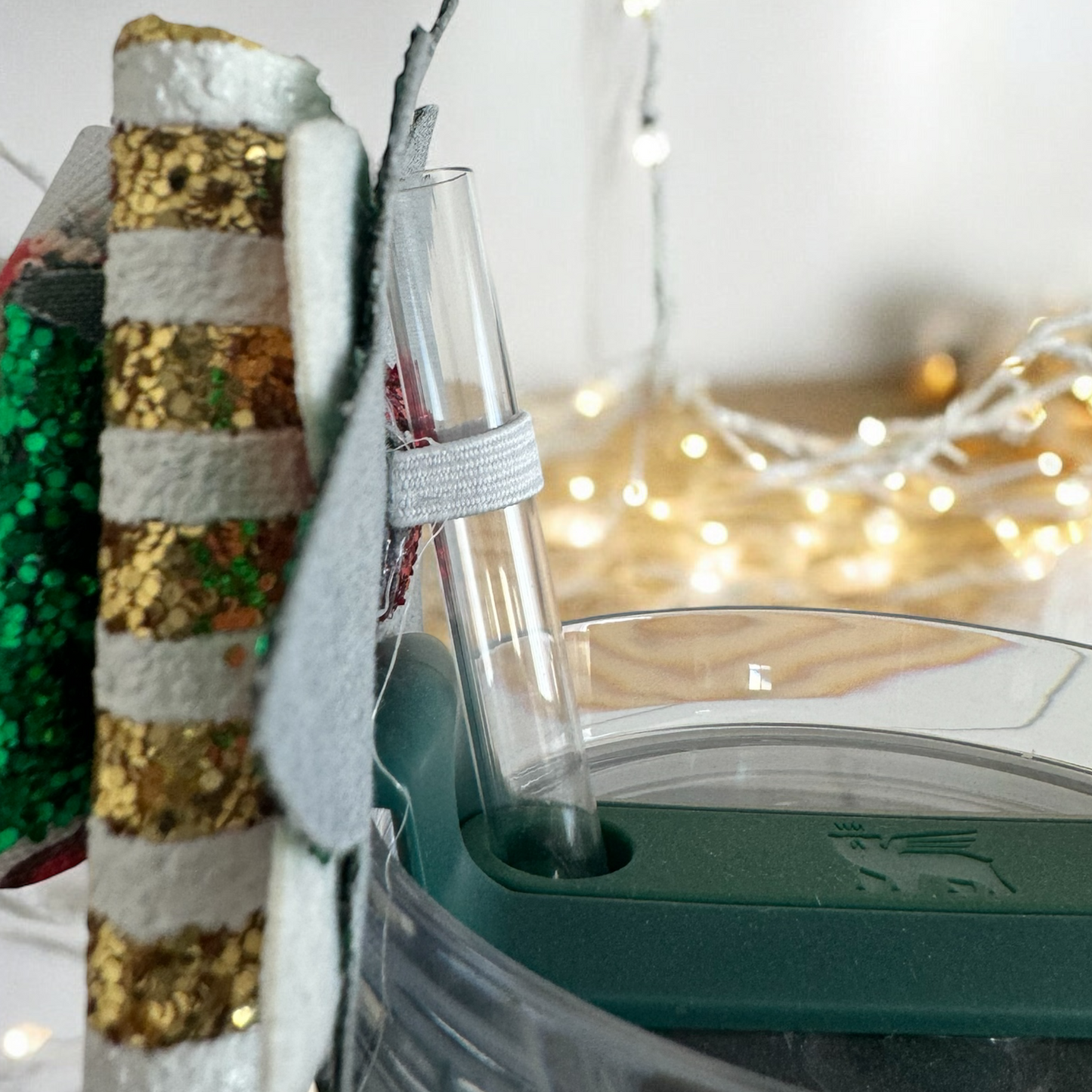 What the Elf | Deluxe Chunky Glitter Tumbler Bow