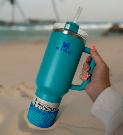 Aquamarine Swirl Diamonds | Silicone Tumbler Boot