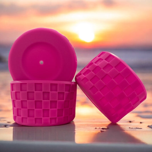 Raspberry Vibes Checkers | Silicone Tumbler Boot