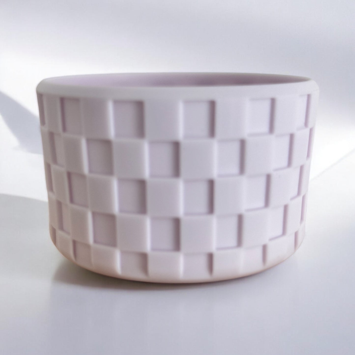 Pale Lavender Checkers | Silicone Tumbler Boot