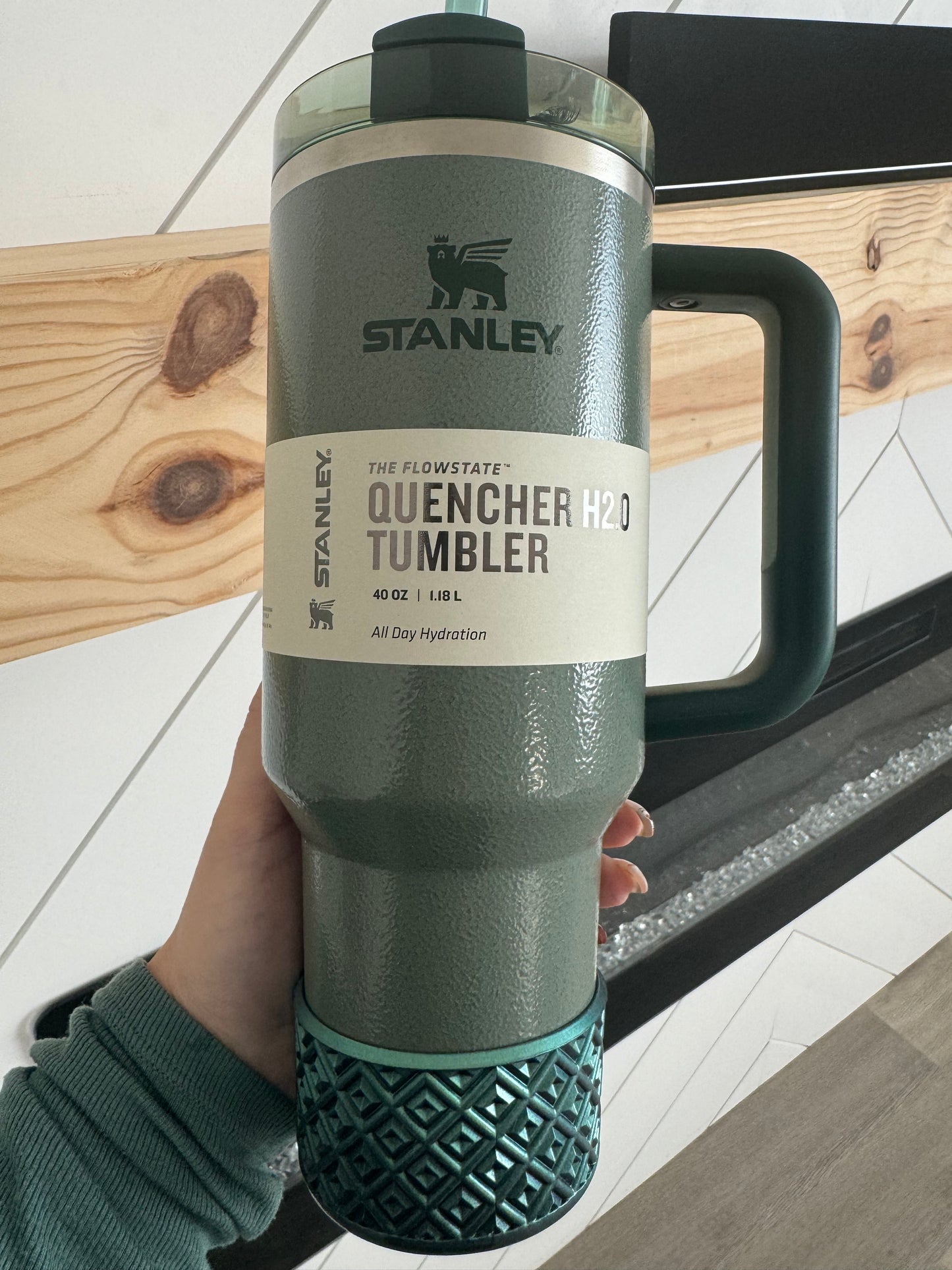 Green Shimmer | Diamonds | Silicone Tumbler Boot