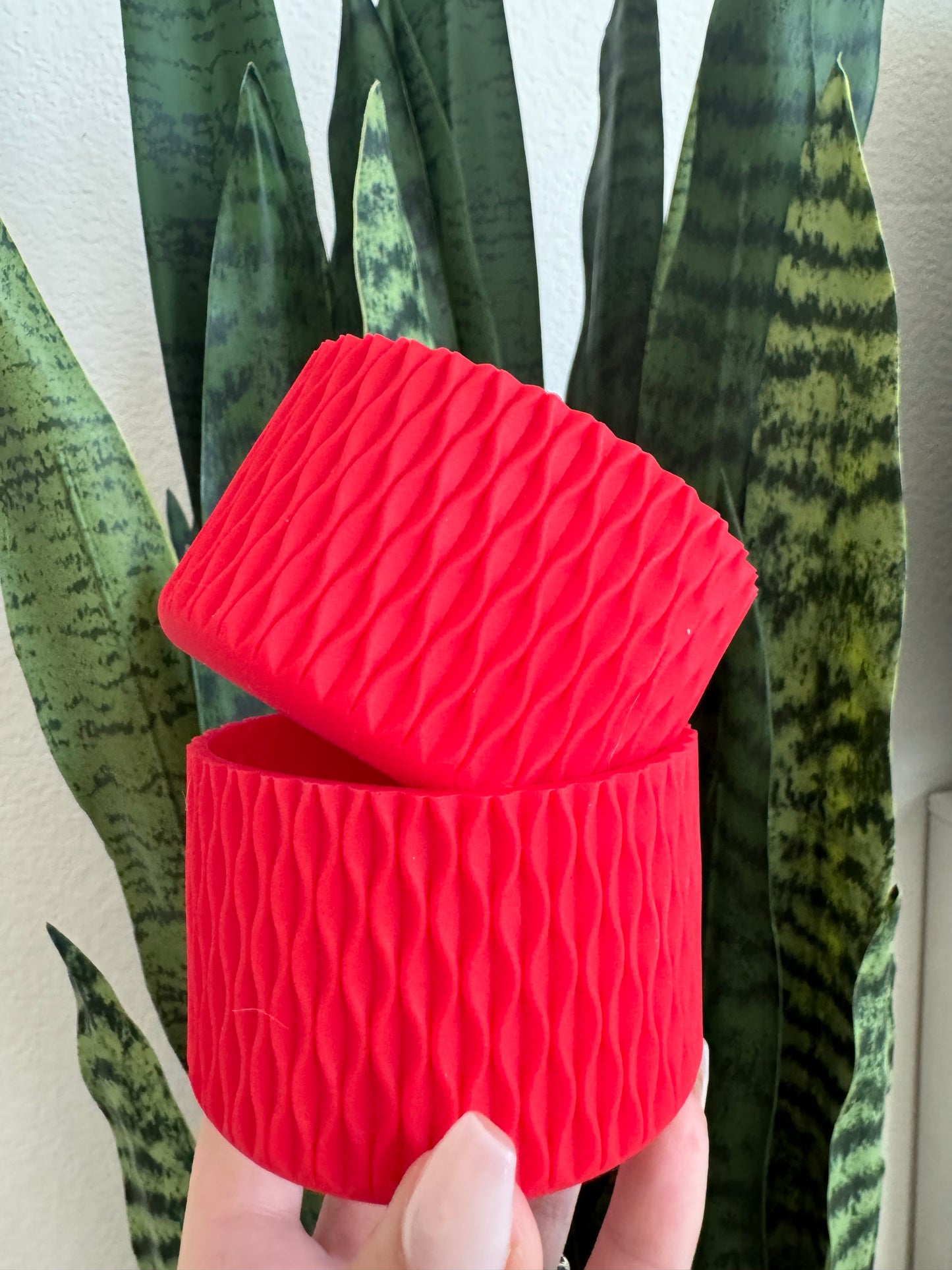 Red Waves | Silicone Tumbler Boot