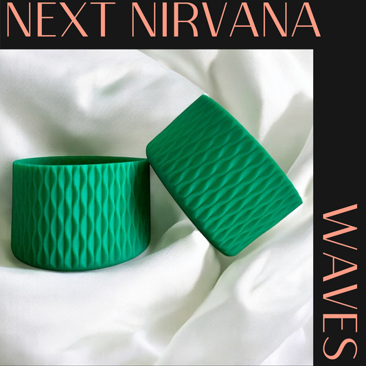 Kelly Green |WAVES |  Silicone Tumbler Boot