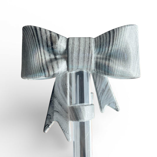 Next Nirvana 3D black and silver ice bow silicone straw topper for 10mm reusable tumbler straws