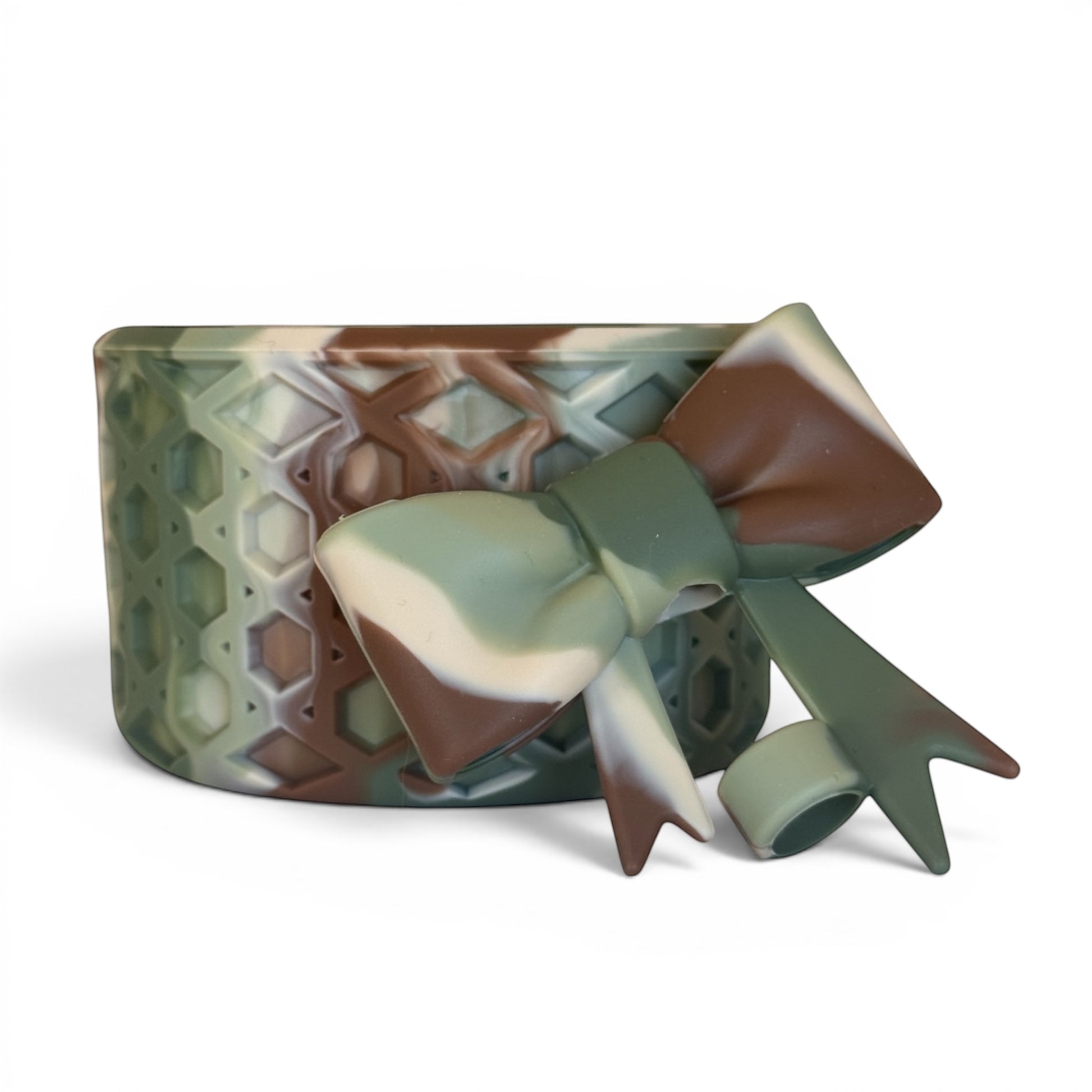 Next Nirvana matte camo waffle-textured silicone tumbler boot and matching 3D bow straw topper set